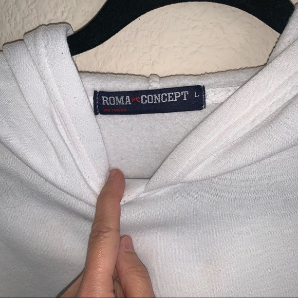 White Cropped Graphic Hoodie - Picture 4 of 8